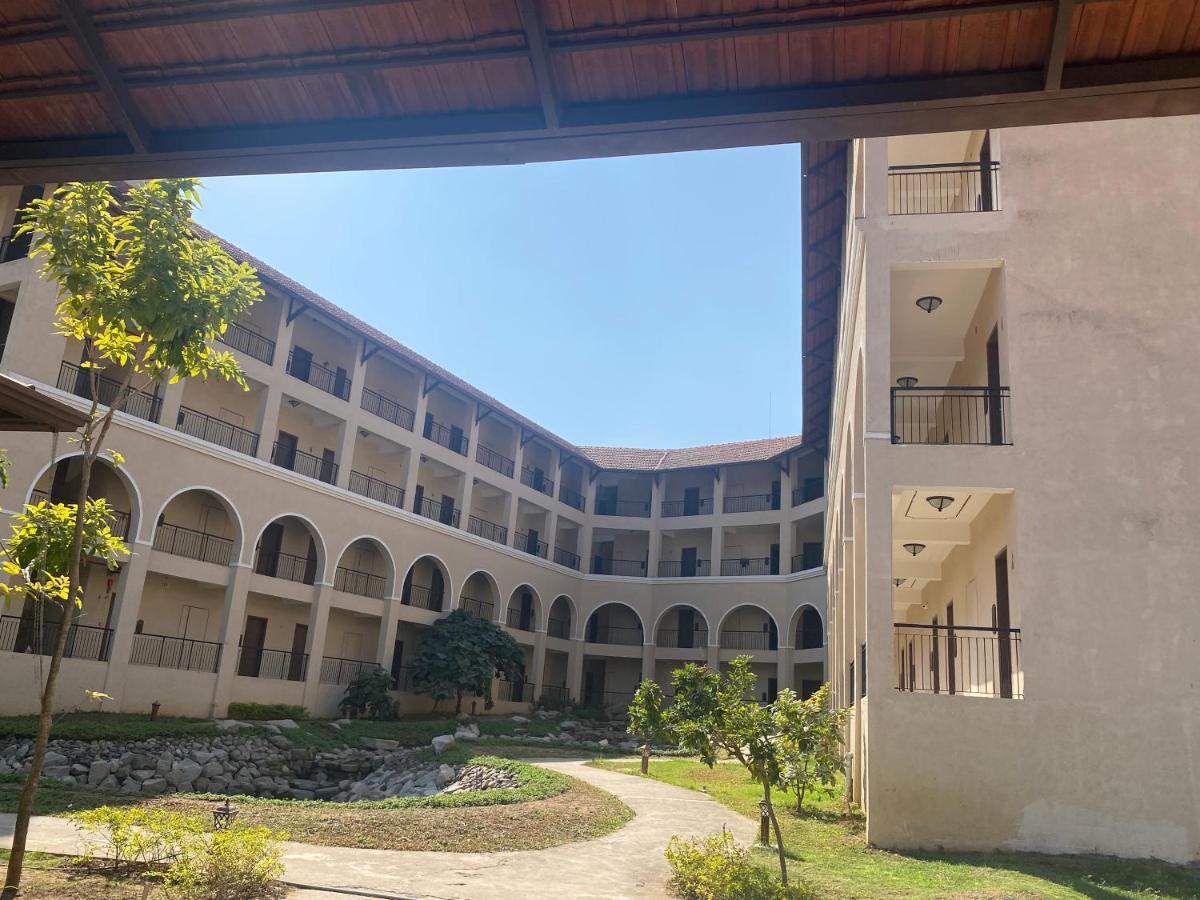 Bhanu The Fern Forest Resort & Spa, Jambughoda Ngoại thất bức ảnh