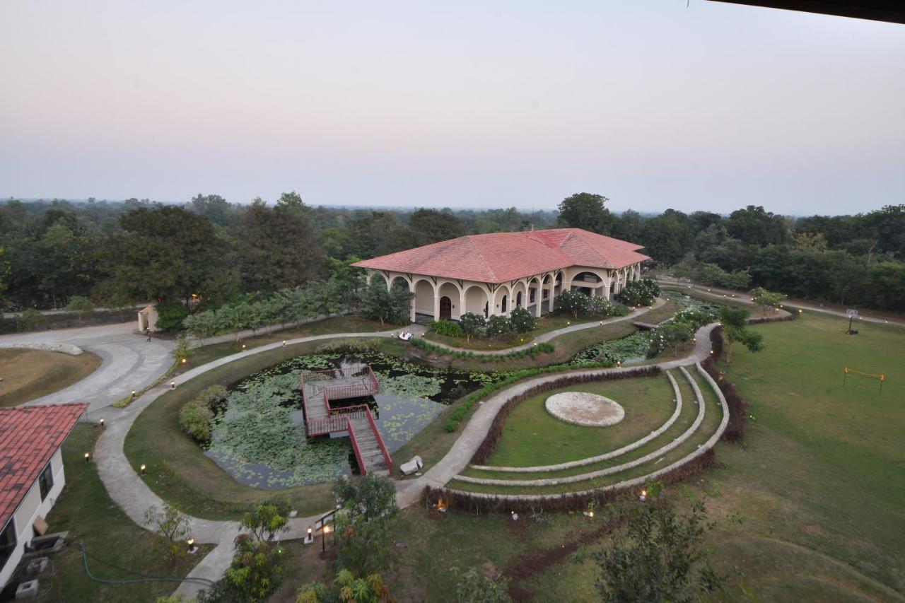 Bhanu The Fern Forest Resort & Spa, Jambughoda Ngoại thất bức ảnh
